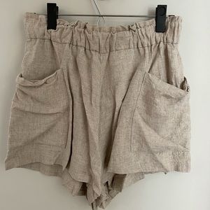 Beige H&M linen-style high waisted shirts
